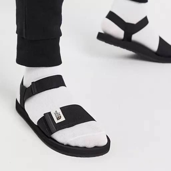 BRAND NEW men the north face skeena sandals size US 11 (black colour) - Picture 2 of 6